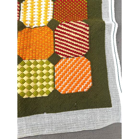 Vintage Embroidered Needlepoint Panel Cottagecore Retro Folk Textile ArtXL - Picture 4 of 6